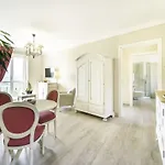 Borgo Vecchio Di Charme Szálloda Neive