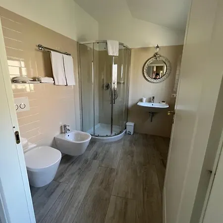 Borgo Vecchio Di Charme נייבה