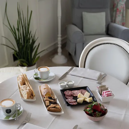 Borgo Vecchio Di Charme Hotel