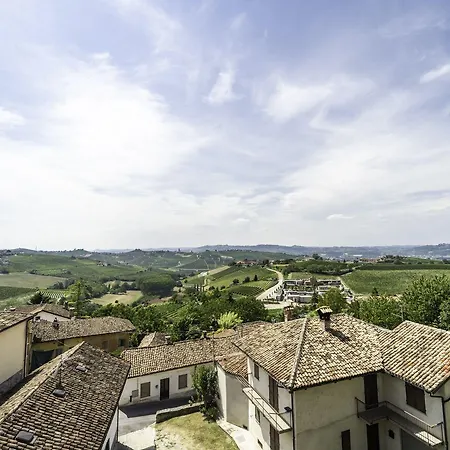 Borgo Vecchio Di Charme 3* Neive