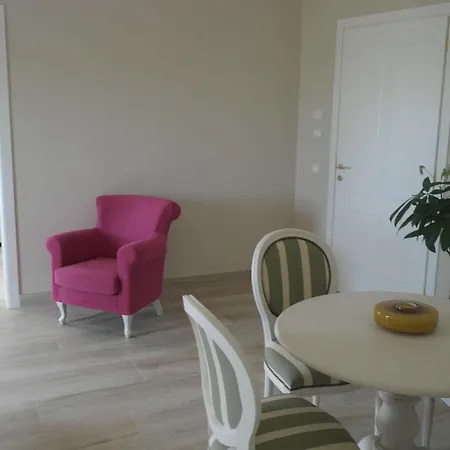 Borgo Vecchio Di Charme 3* Neive