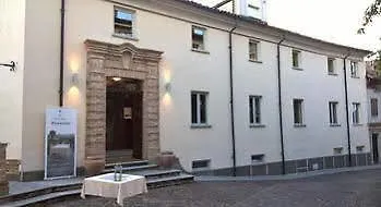 Borgo Vecchio Di Charme Szálloda Neive